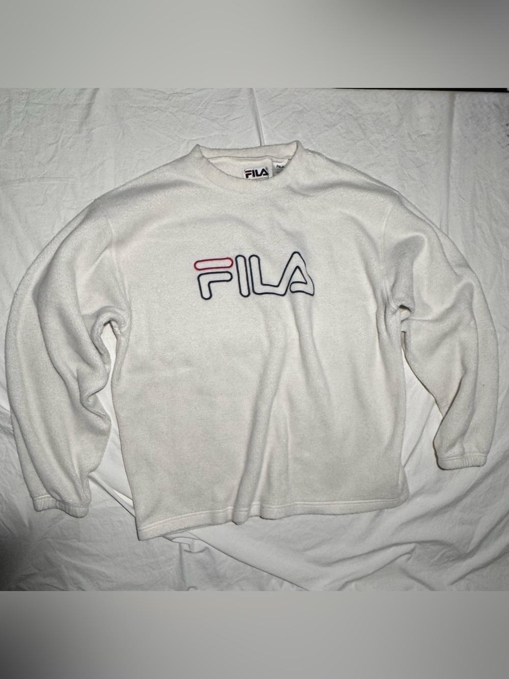 Vintage Fila Men’s Off-White Crewneck Sherpa Style Sweatshirt Size L
